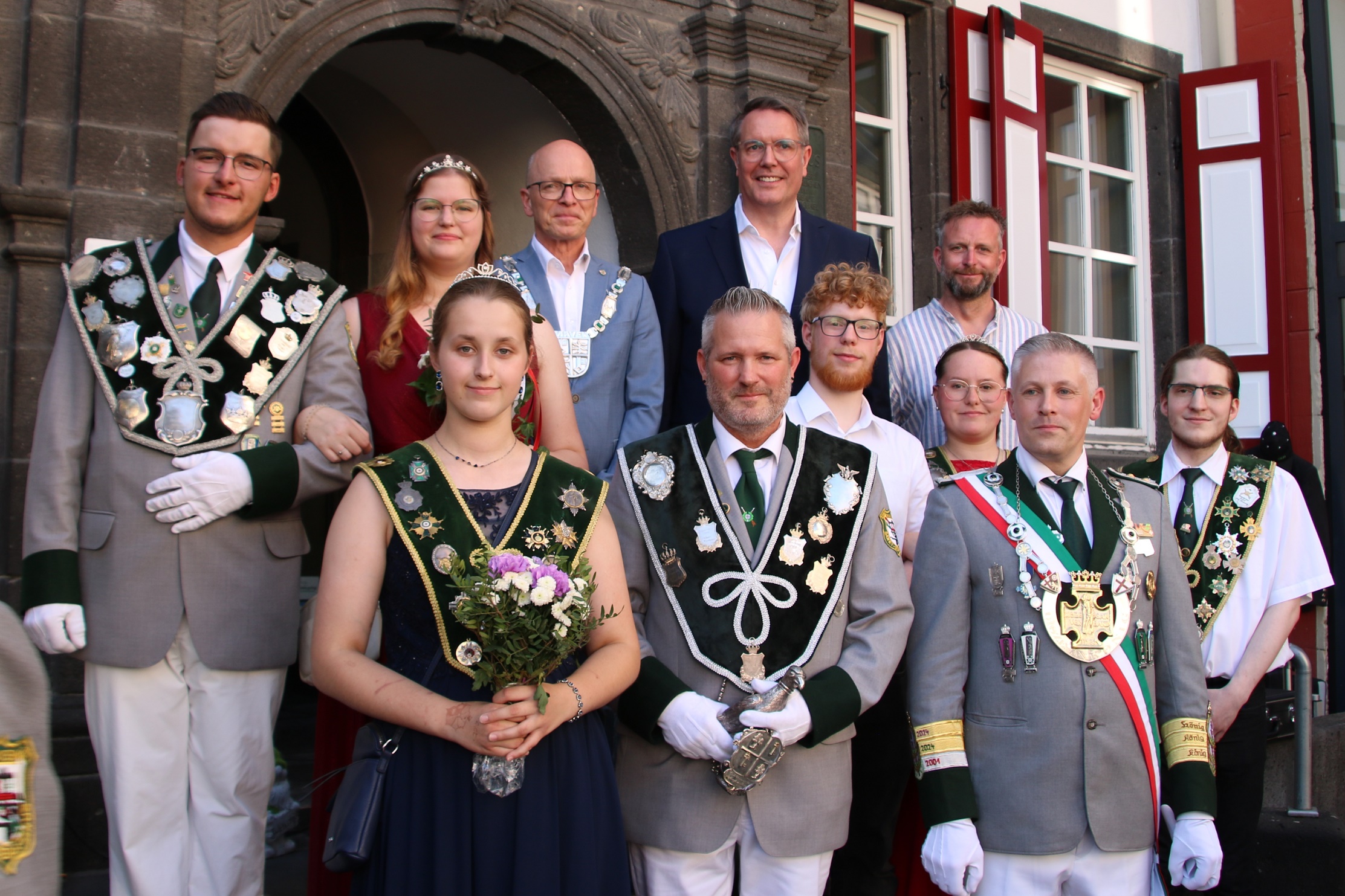 2026-06-04 Schützenfest in Mayen 2026 Tradition Gemeinschaft und Feierlaune am Fronleichnamswochenende